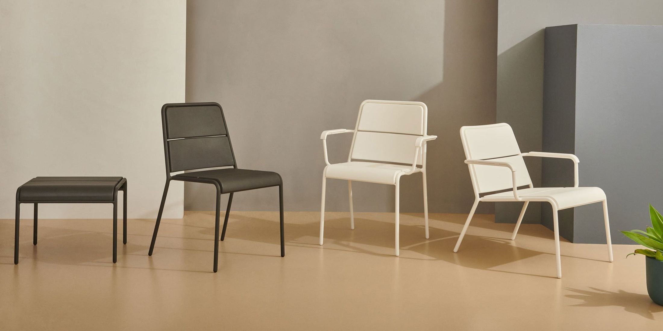 Maiori-A600-Footstool-A600-Chairs-A600-Lounge-Chair_2400