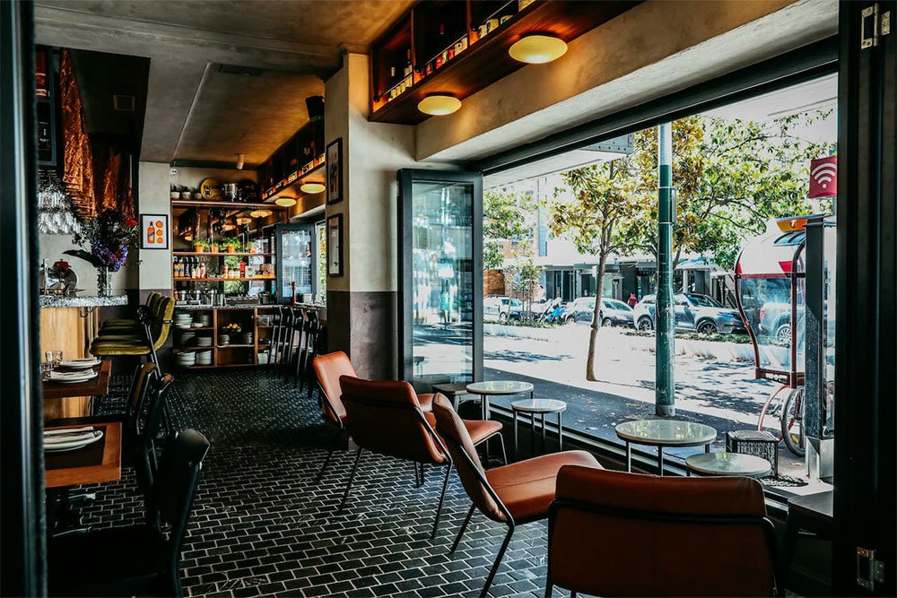Bar Sopra obodo furniture hospitality project